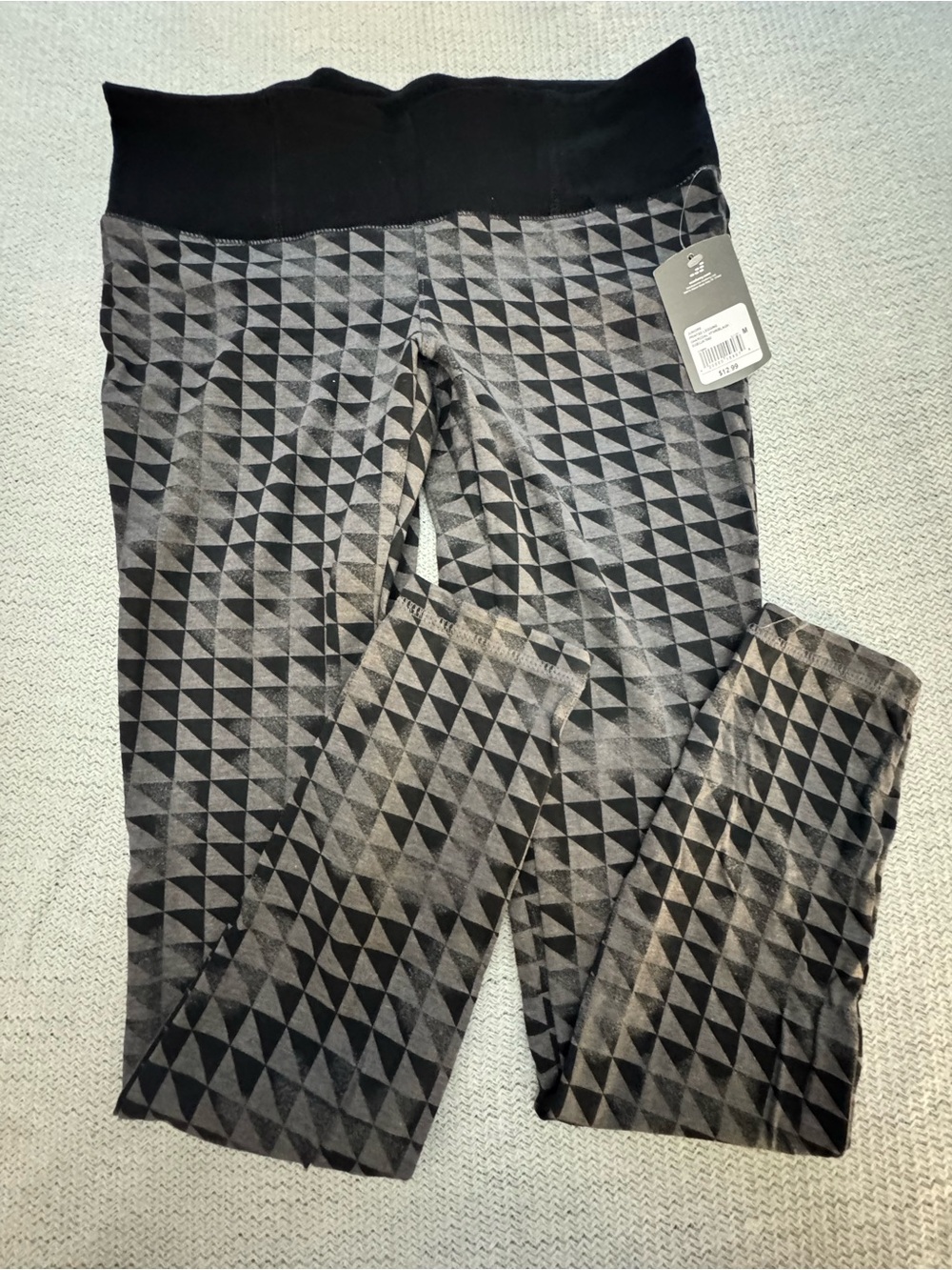 bcg Black and Gray Triangle Pattern Girls' Leggings